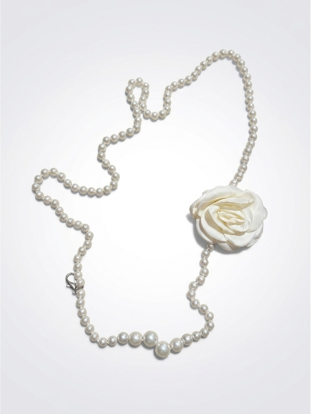 Faux Pearl Beaded Women's Belt with White Fabric Flower Accent